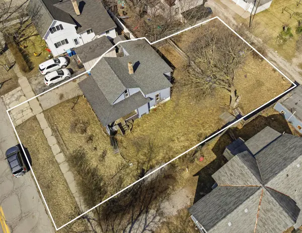 314 5th ST, City Of Manistee, MI 49660