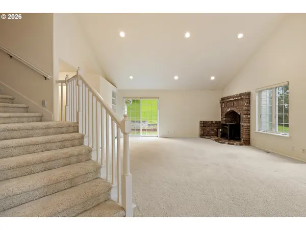 441 GEM DR, Roseburg, OR 97471