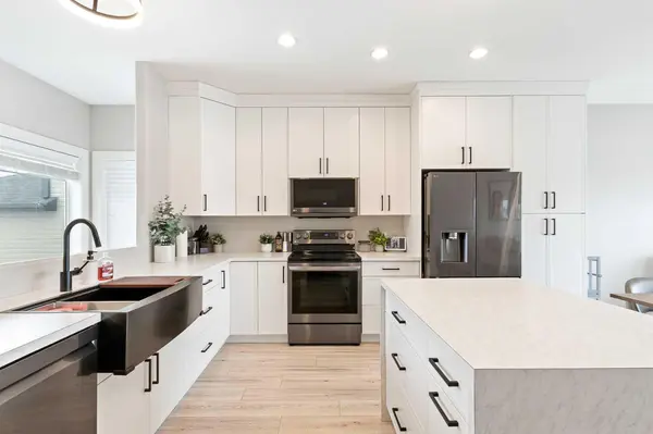 4126 34 ST, Lloydminster, SK S9V 2H5