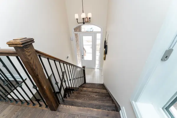 186 Bralorne TRL, Pickering, ON L1V 0G1