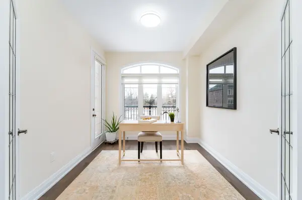 186 Bralorne TRL, Pickering, ON L1V 0G1