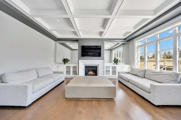 39 Endless CIR, Vaughan, ON L4H 4N6