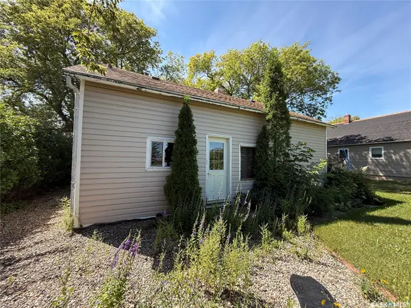 29 Carlton STREET, Redvers, SK S0C 2H0