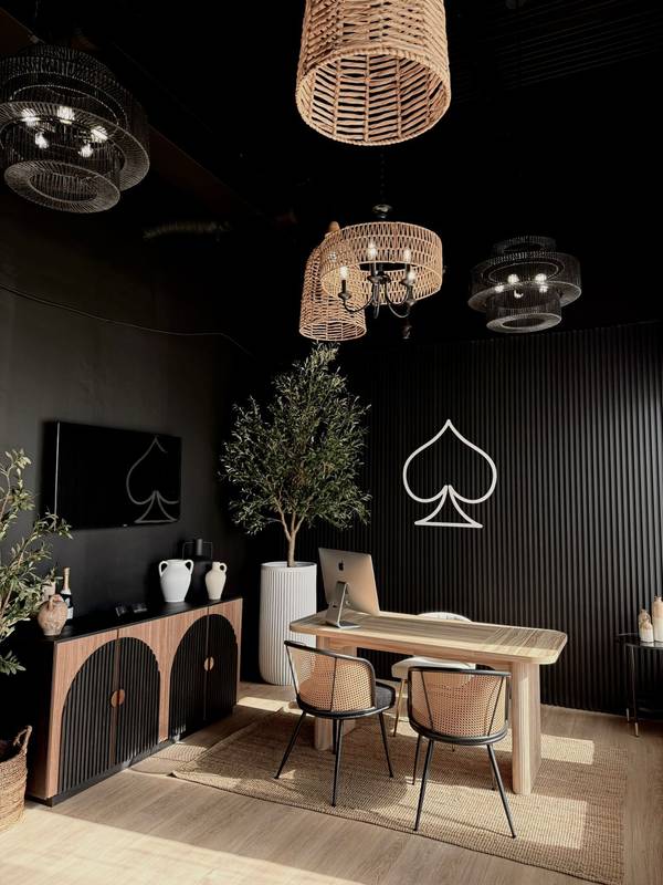 18 Bram CT, Brampton, ON L6W 3R6