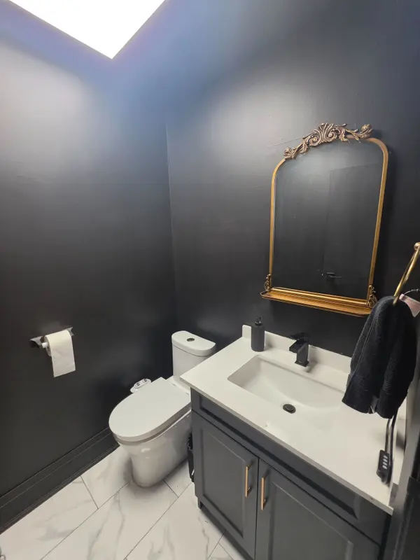 18 Bram CT, Brampton, ON L6W 3R6