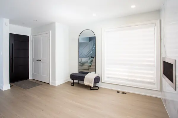 5940 Blue Spruce AVE, Burlington, ON L7L 6T2