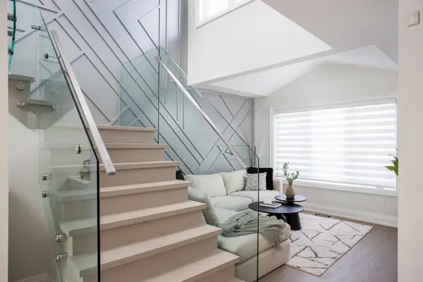 5940 Blue Spruce AVE, Burlington, ON L7L 6T2