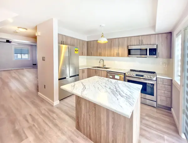 98 Spadina RD, Brampton, ON L6X 4X6