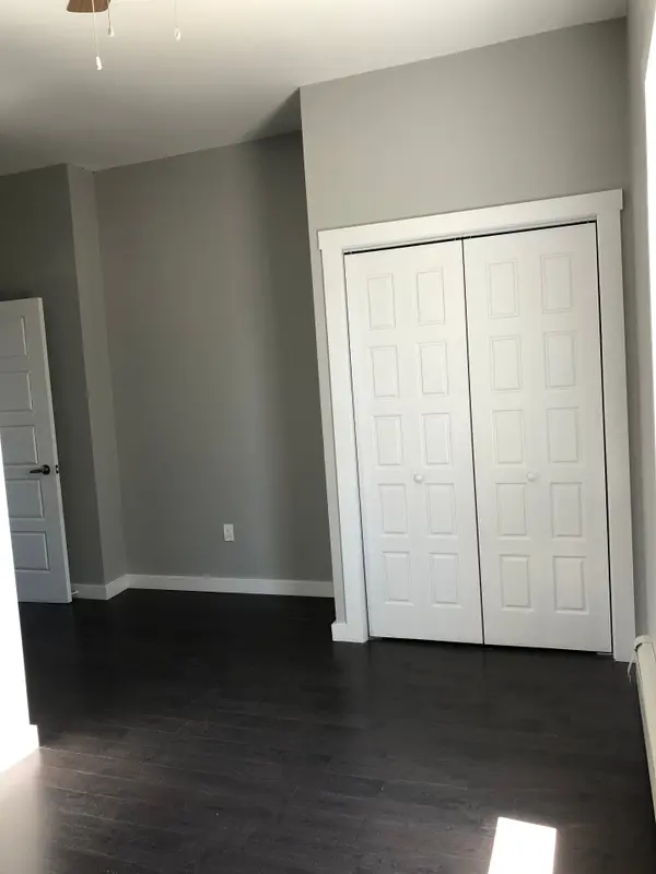 552 7th AVE, Hanover, ON N4N 2J7