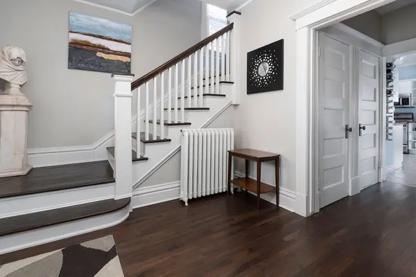 47 Mountain Park AVE, Hamilton, ON L9A 1A1