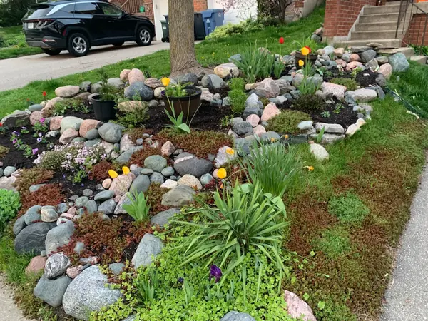 153 Dovercliffe RD, Guelph, ON N1G 3A5