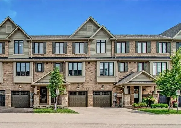 68 Esplanade LN, Grimsby, ON L3M 0H2