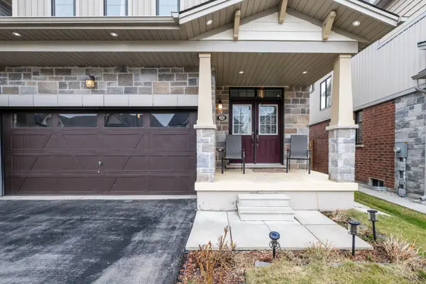 22 Kelso DR, Haldimand, ON N3W 0B7