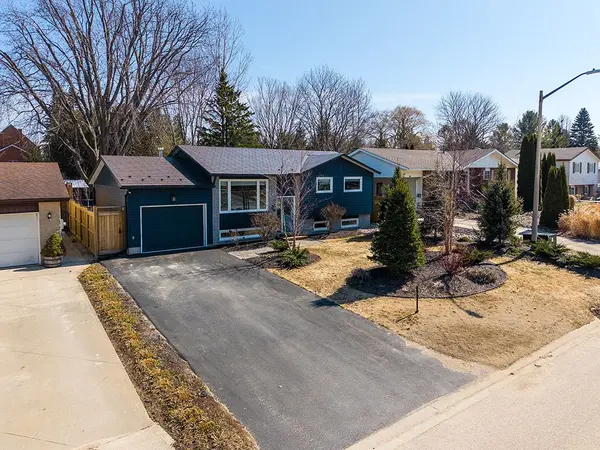 135 Orchard DR, Blue Mountains, ON N0H 2P0