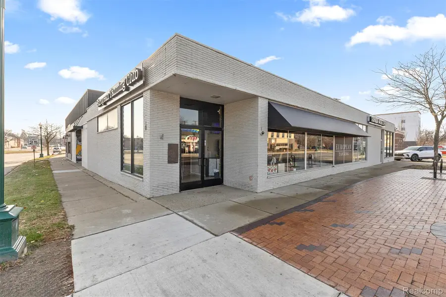 35501 W Michigan AVE, Wayne, MI 48184