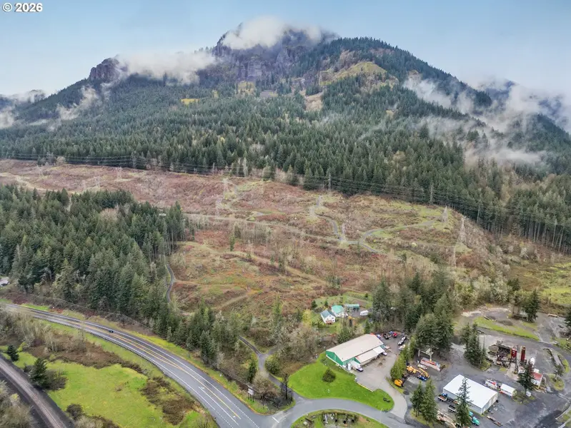 0 Warren RD, North Bonneville, WA 98639