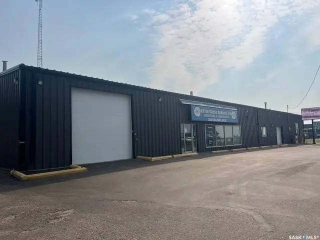 350 Railway AVENUE E, North Battleford, SK S9A 2R6