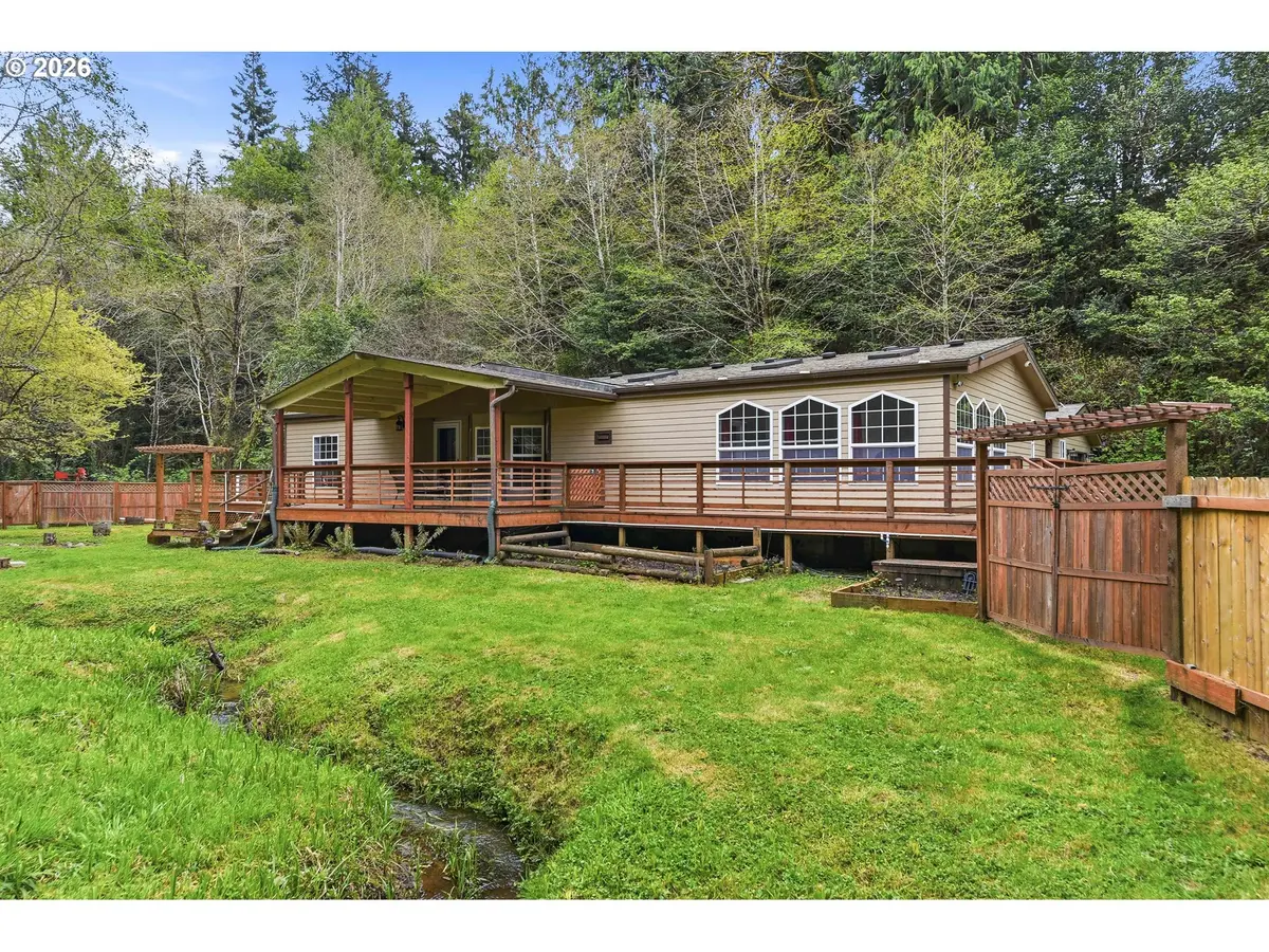 925 E 3RD ST, Coquille, OR 97423