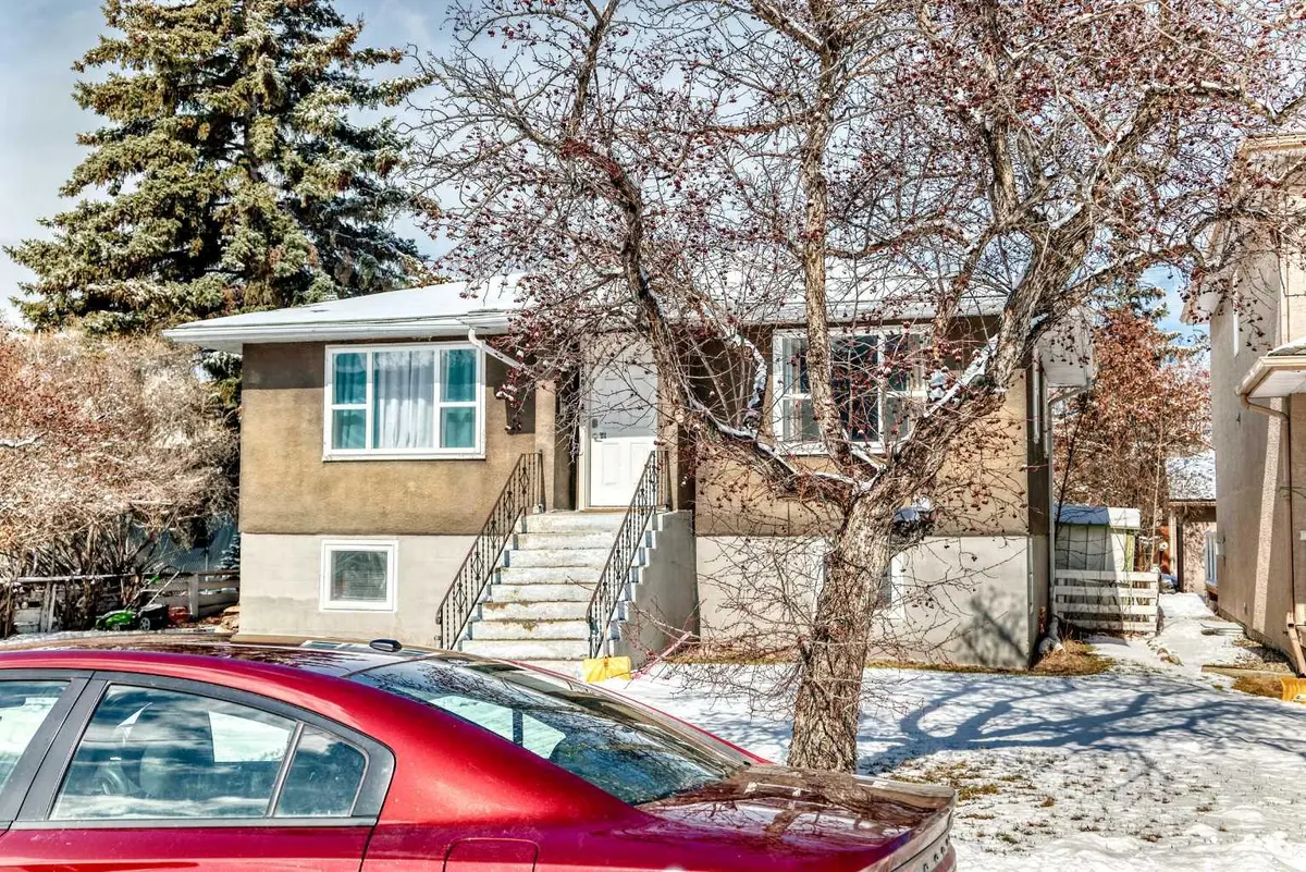 2428 3 AVE NW, Calgary, AB T2N 0L7