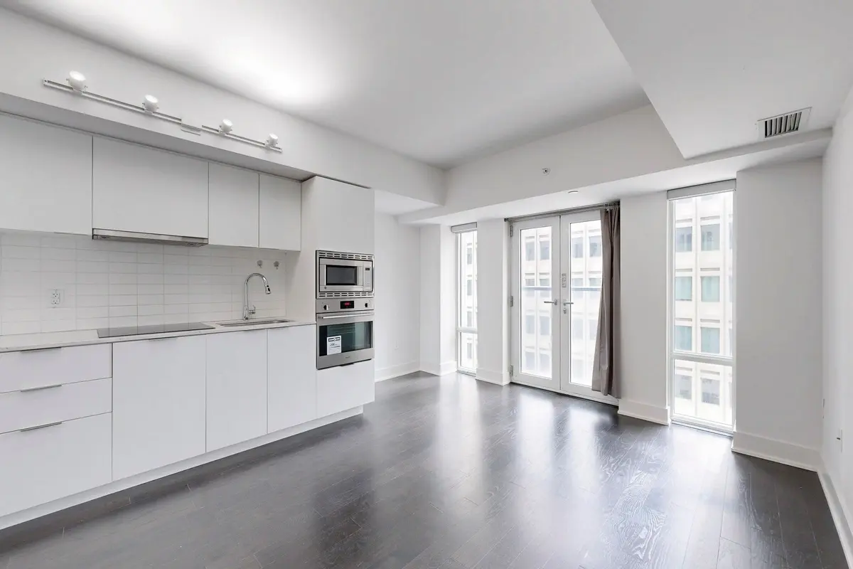 955 Bay ST #625, Toronto C01, ON M5S 0C6