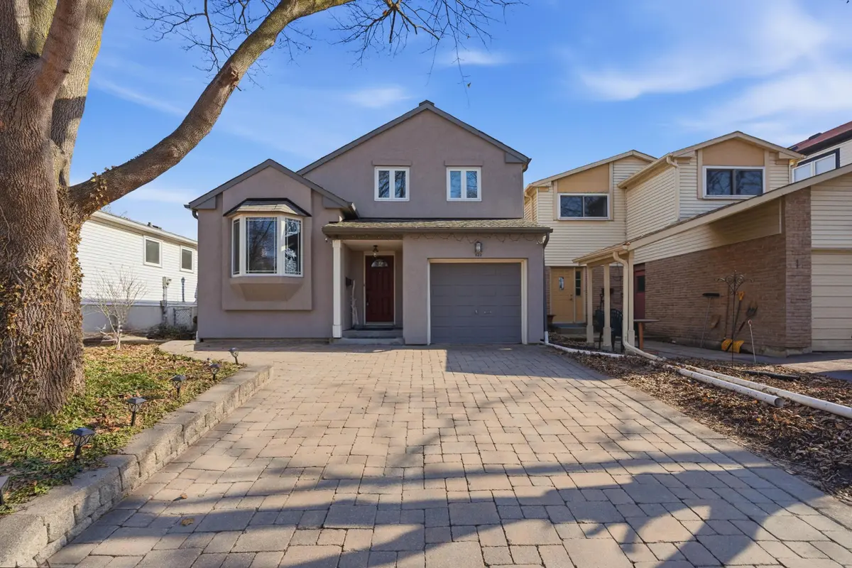 127 Snowshoe CRES, Markham, ON L3T 4N1