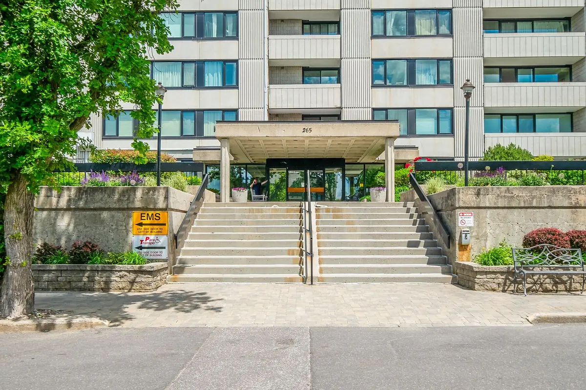 265 Poulin AVE #209, Britannia - Lincoln Heights And Area, ON K2B 7Y8