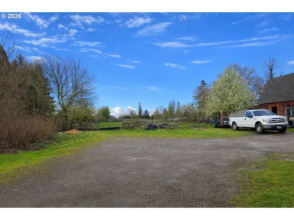 16855 SE FOSTER RD, Gresham, OR 97080