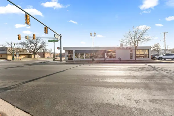 35501 W Michigan AVE, Wayne, MI 48184