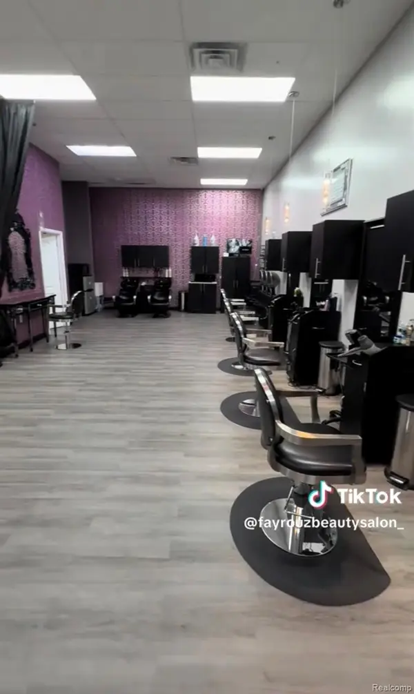 15010 W Warren, Dearborn, MI 48126