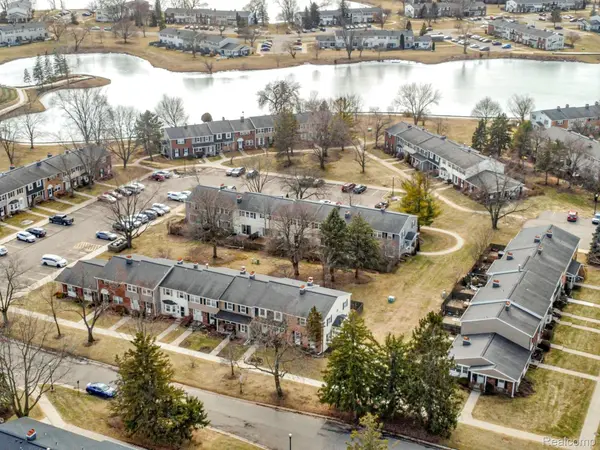 19767 Hayes CT, Northville Township, MI 48167