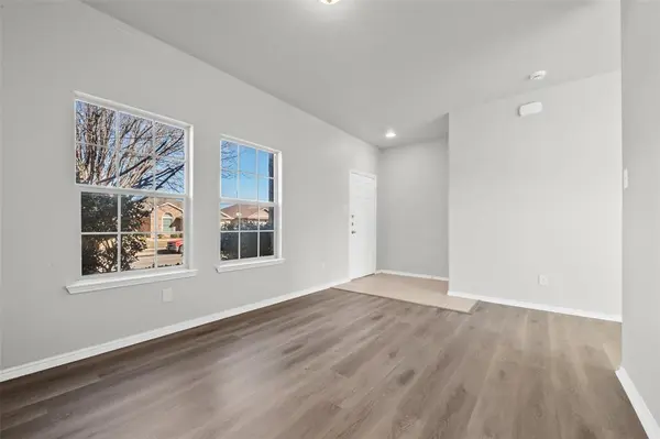 1612 Chivalry Lane, Fort Worth, TX 76140