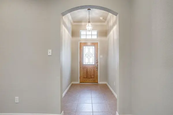 912 Robbins Way, Saginaw, TX 76179