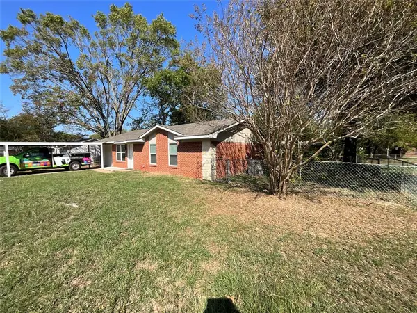405 E Pine Street, Malakoff, TX 75148