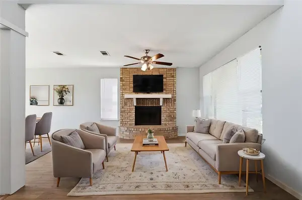 1885 Cliff View Drive, Lewisville, TX 75077