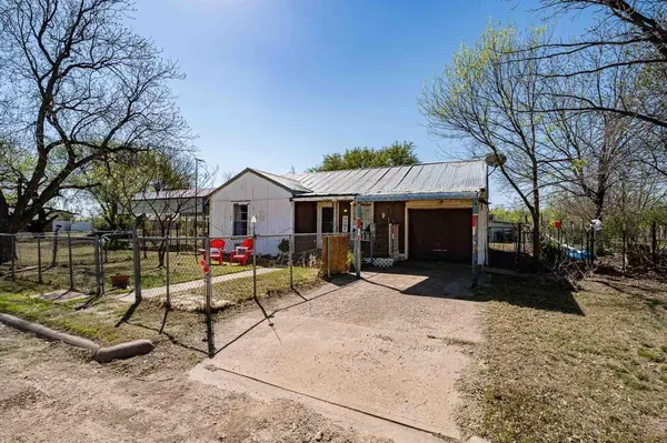 814 Texas Street, Stamford, TX 79553