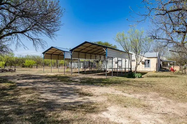 814 Texas Street, Stamford, TX 79553