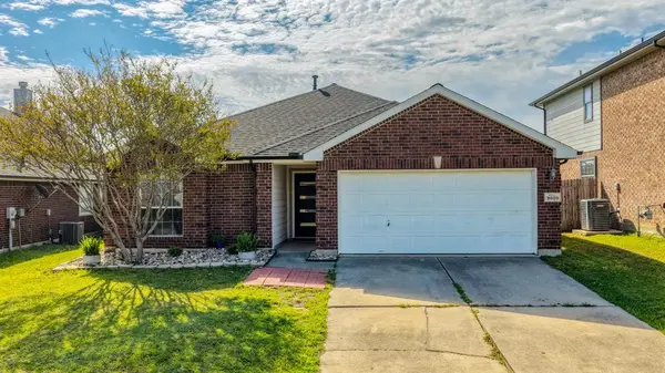 9609 Maryville Lane, Fort Worth, TX 76108