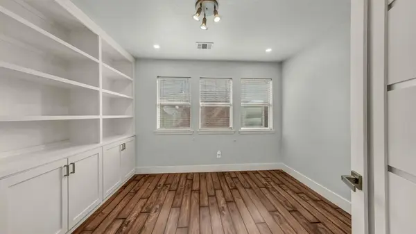 9609 Maryville Lane, Fort Worth, TX 76108