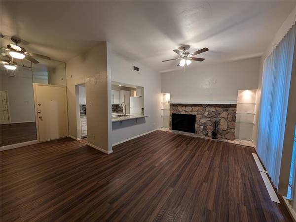 2921 Shelby Avenue, Dallas, TX 75219