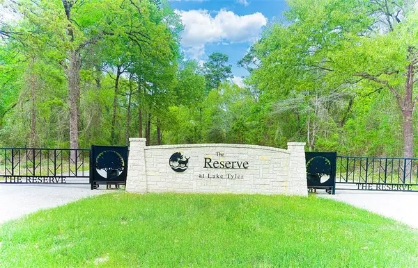 14867 Lake Meadow Court, Tyler, TX 75707