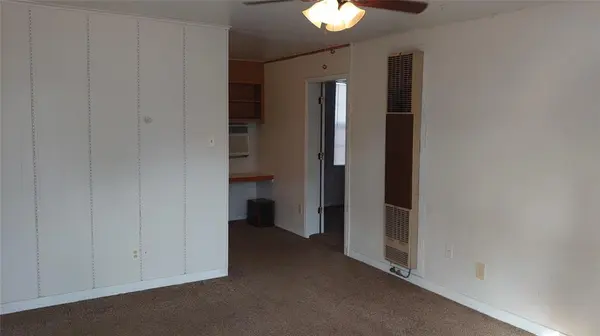 693 E North 15th Street #B, Abilene, TX 79601