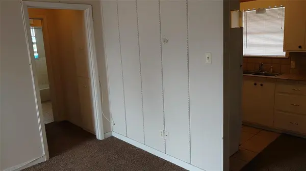 693 E North 15th Street #B, Abilene, TX 79601