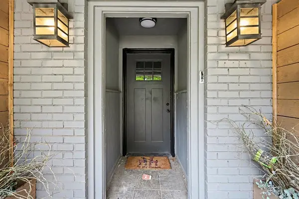 4241 Whitfield Avenue, Fort Worth, TX 76109