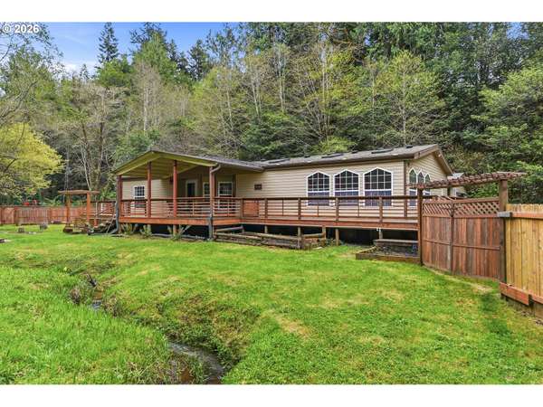 925 E 3RD ST, Coquille, OR 97423