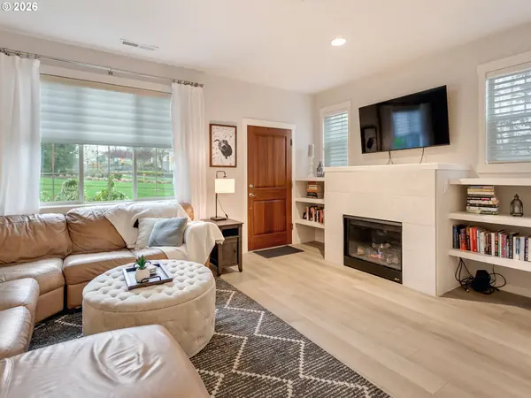 29120 SW COSTA CIR #E, Wilsonville, OR 97070