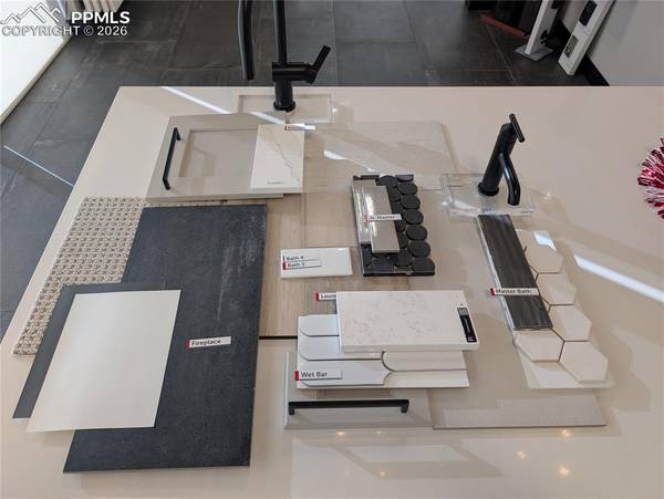 10581 Hudson Yard DR, Colorado Springs, CO 80924