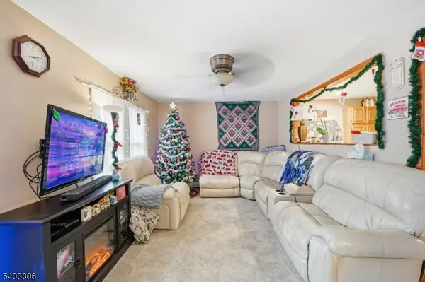 12 Quill St, West Milford Twp., NJ 07480