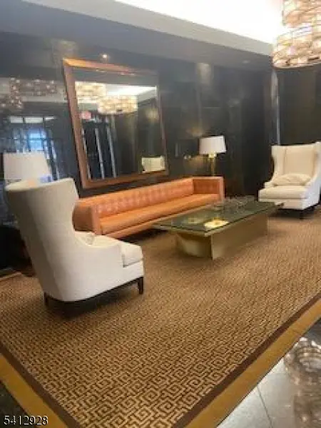 900 Palisade Ave, Fort Lee Boro, NJ 07024