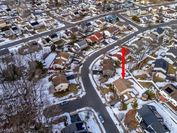 34 Stratford Cir, Edison Twp., NJ 08820