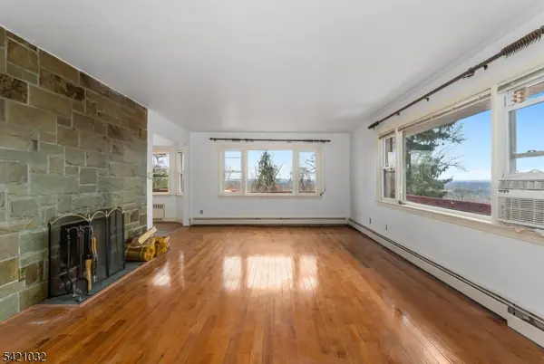 145 Highview Ter, Hawthorne Boro, NJ 07506